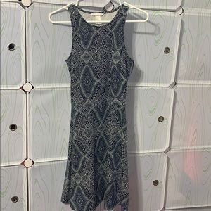 H & M knee length navy and whit dress